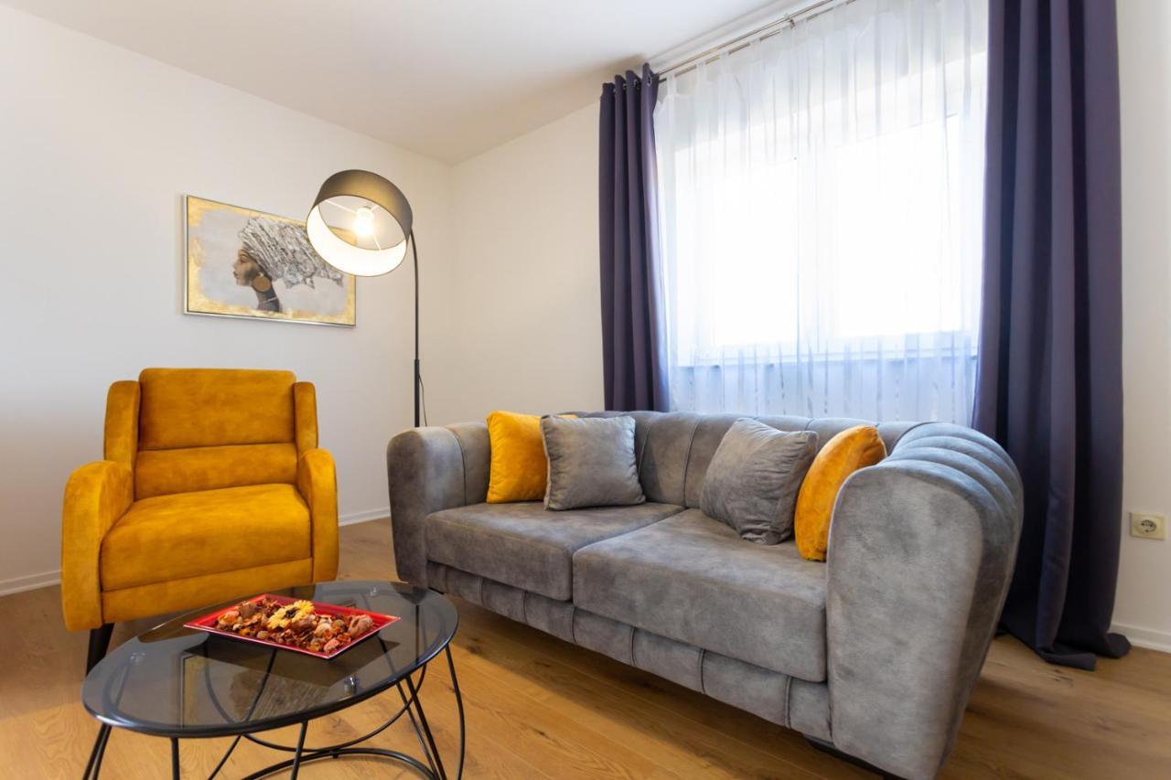Apartment Demo Малинска Экстерьер фото