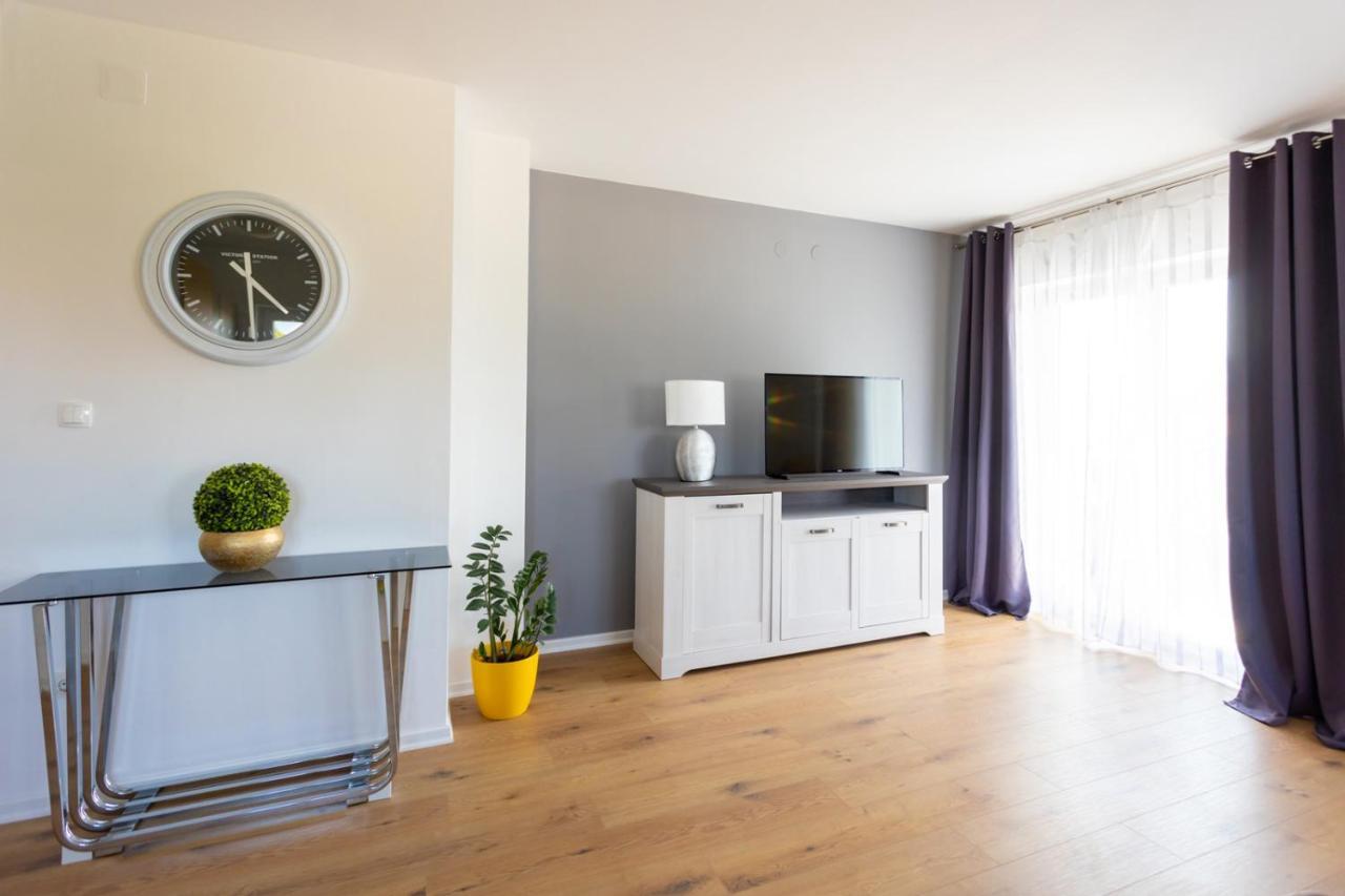 Apartment Demo Малинска Экстерьер фото