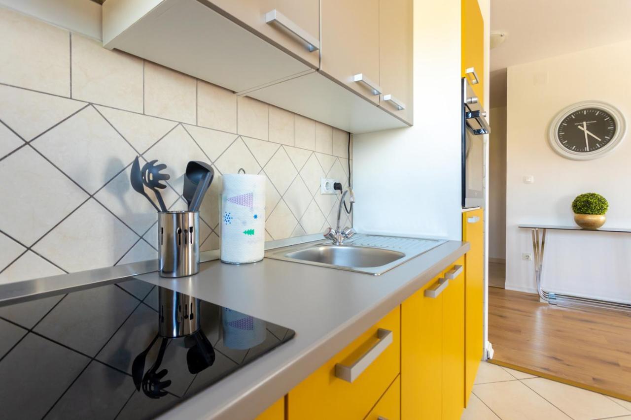 Apartment Demo Малинска Экстерьер фото